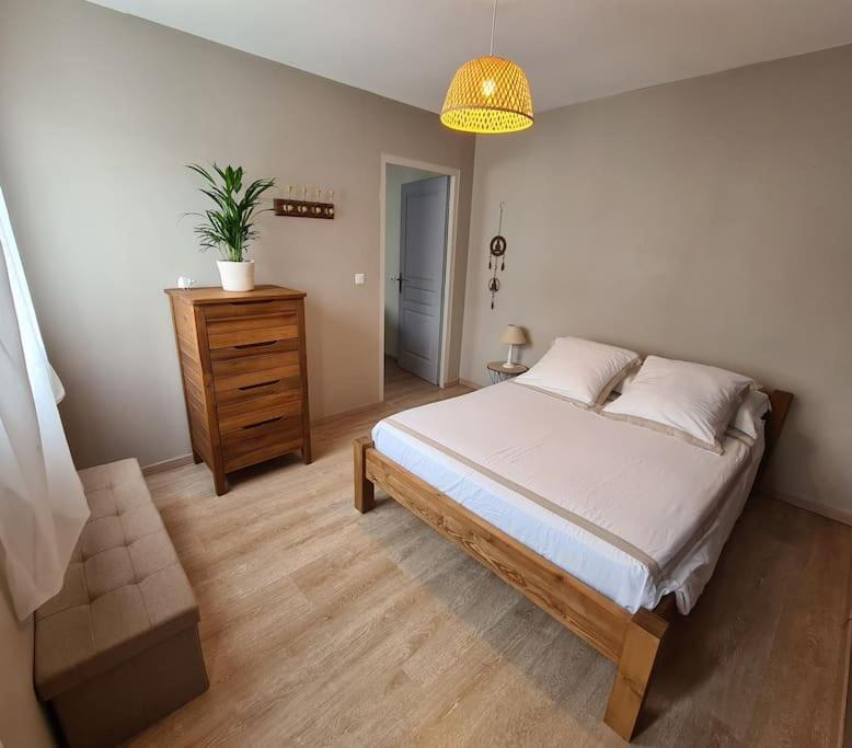 Ferienwohnung Dependance T3 Aumes Exterior foto